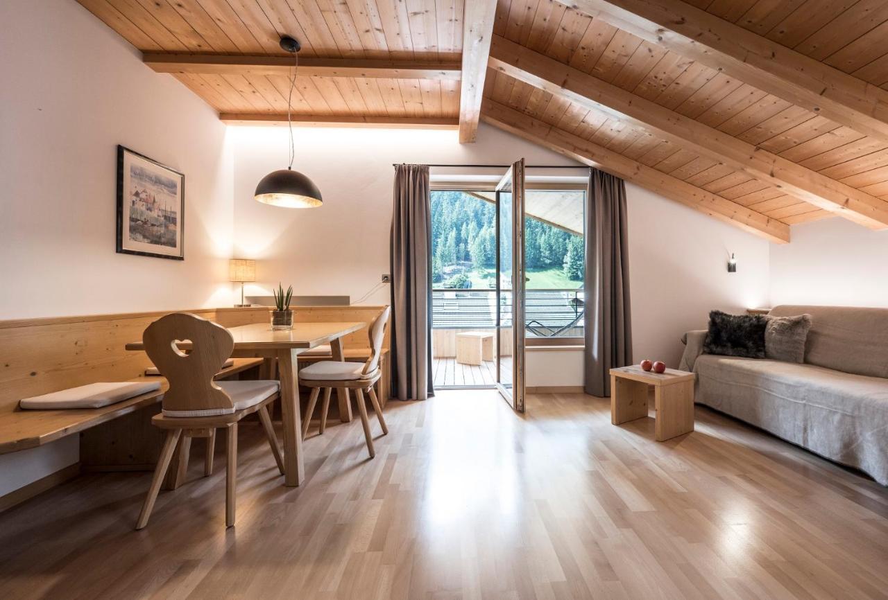 Residence Tombla Ортизеи Экстерьер фото
