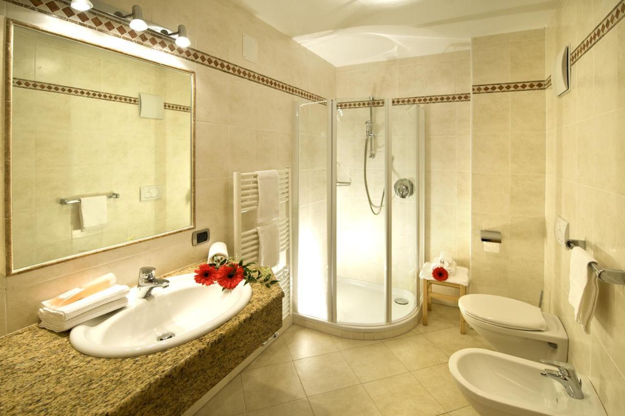 Residence Tombla Ортизеи Экстерьер фото